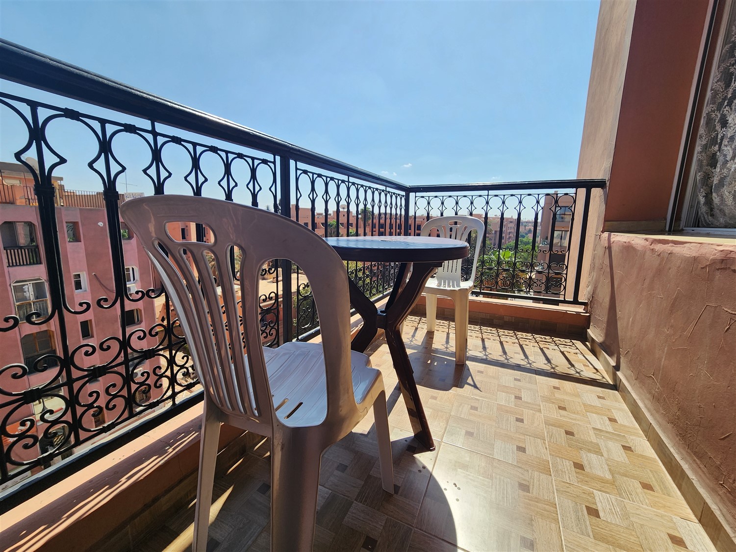 Appartement Penthouse à Vendre Hivernage Marrakech – 2 Chambres 87m², Balcon Plein Sud (AP35) – photo 2