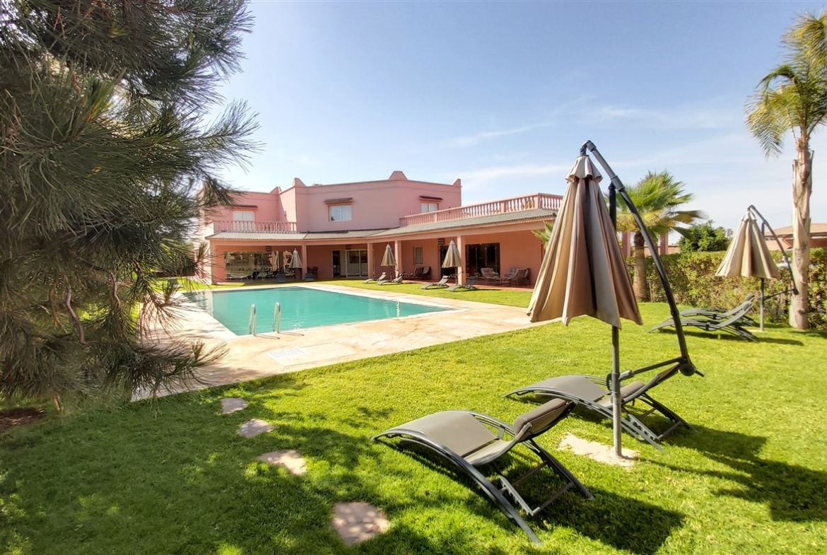 Coupe du monde 2030 immobilier Marrakech - villa avec piscine investissement