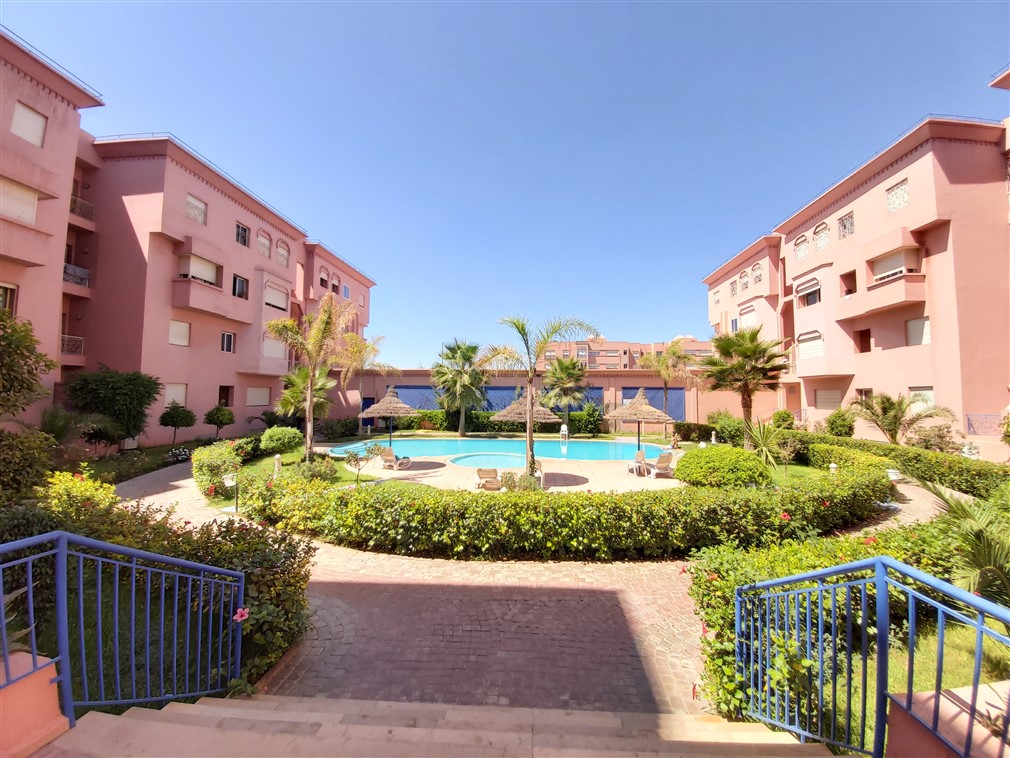 Appartement à Vendre Route Casablanca Marrakech – 3 Chambres 141m², Piscine, Résidence Standing, Luxe & Calme (AP14)