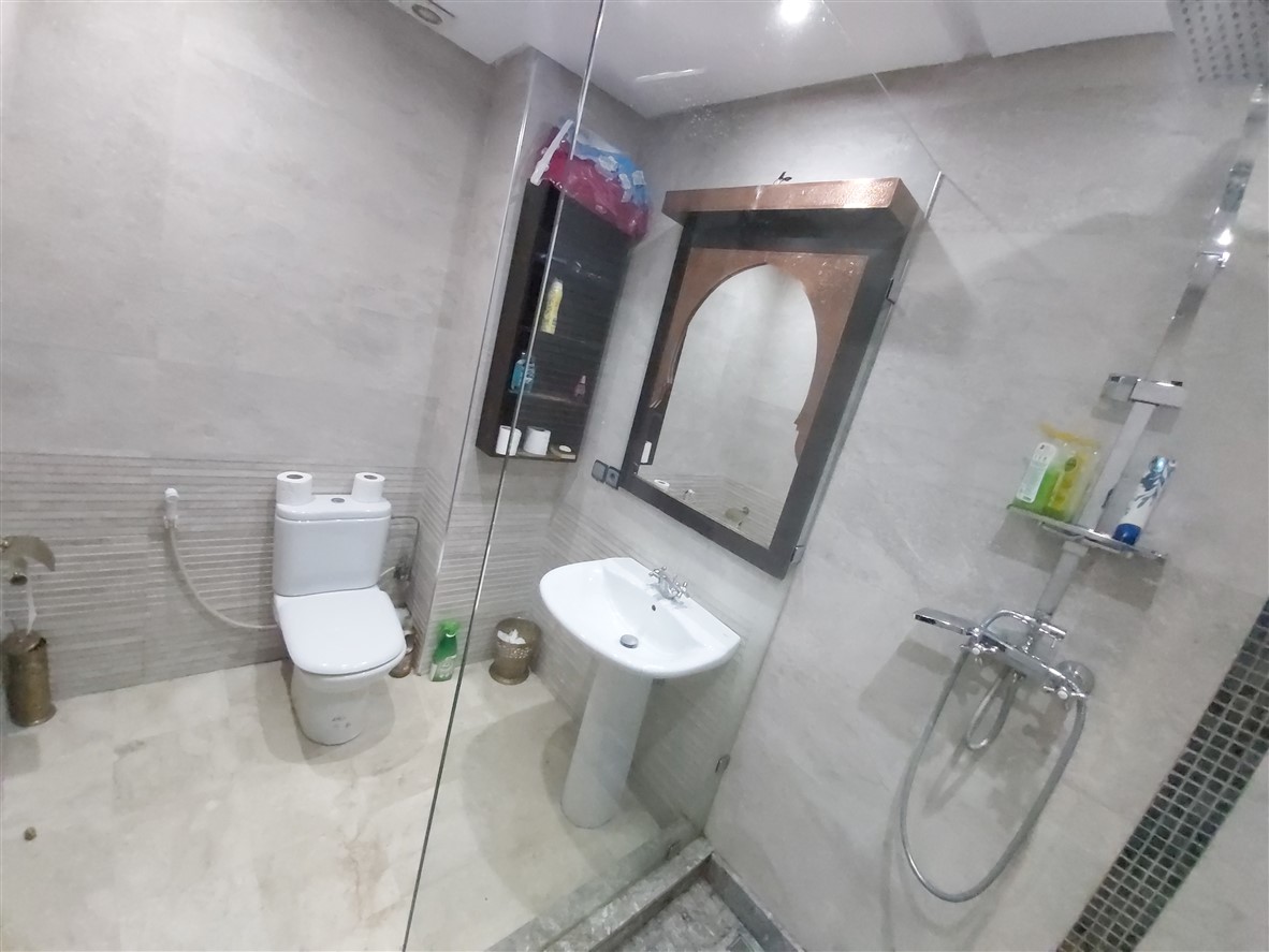 Appartement à Vendre Hivernage Marrakech – 2 Chambres 103m², Traversant, Dernier Étage, Balcon & Vue sur Verdure (AP15) – photo 18