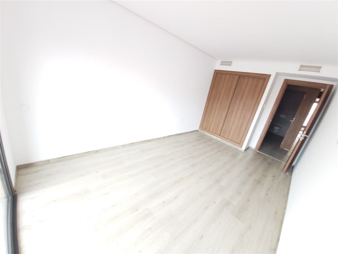 Appartement Luxe Neuf à Vendre Guéliz Marrakech – 3 Chambres 125m², Terrasse 13m², Traversant (AP18) – photo 15