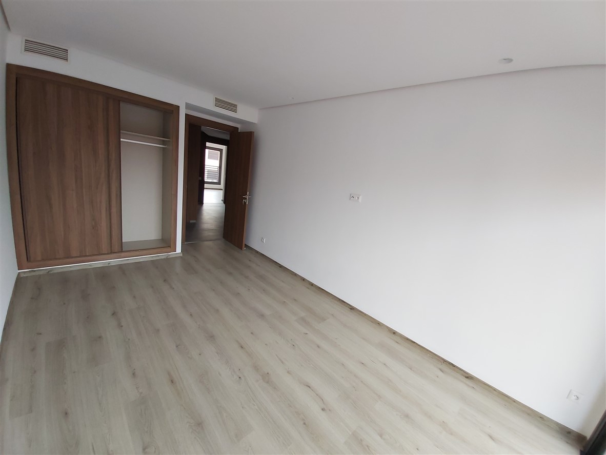 Appartement Luxe Neuf à Vendre Guéliz Marrakech – 3 Chambres 125m², Terrasse 13m², Traversant (AP18) – photo 16