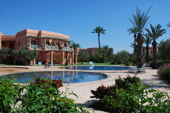 Appartement à Vendre Palmeraie Marrakech – Rez de Jardin, 2 Chambres 103m², Jardin 100m² & Piscine (AP23)