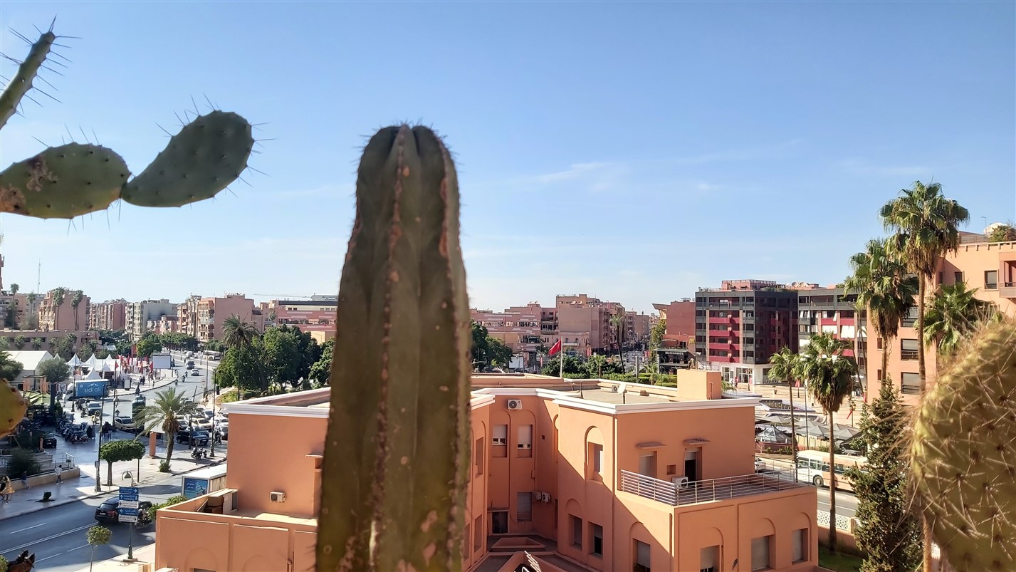 Duplex Penthouse à Vendre Guéliz Marrakech – 171m², Face Plaza, 2 Grandes Terrasses (AP30) – photo 21