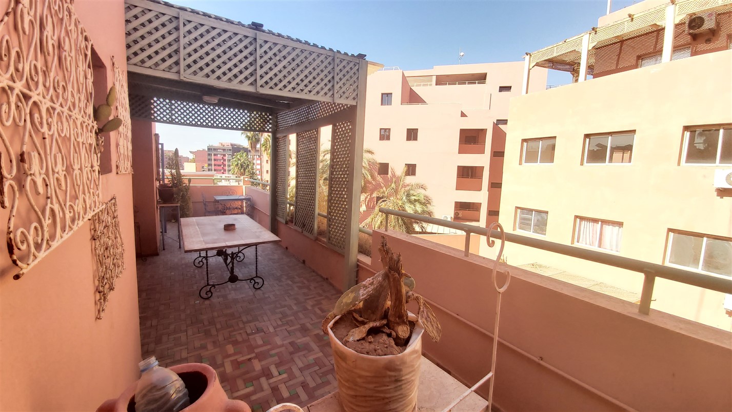 Duplex Penthouse à Vendre Guéliz Marrakech – 171m², Face Plaza, 2 Grandes Terrasses (AP30) – photo 6
