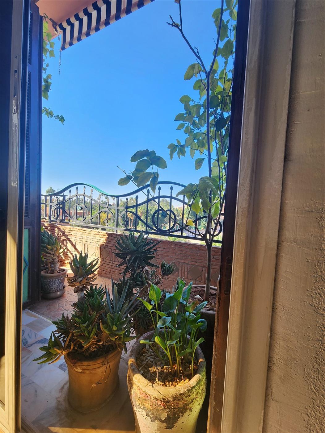 Penthouse à Vendre Hivernage Marrakech – 3 Chambres 122m², Ultra Lumineux, 3 Façades, Vue sur Parc & Terrasse 10m (AP33) – photo 2