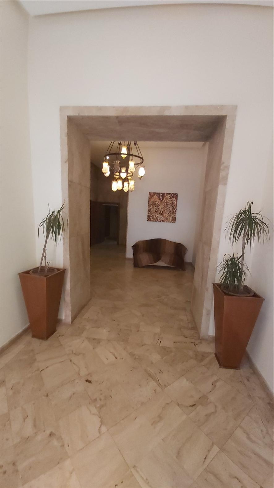 Appartement Luxueux à Vendre Hivernage Marrakech – 2 Chambres 147m², Terrasse 21m², Traversant (AP34) – photo 21