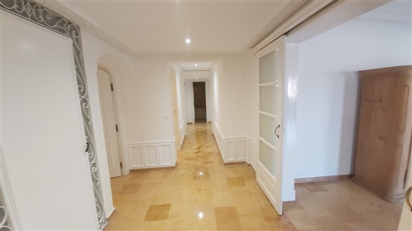 Appartement à Vendre Hivernage Marrakech – 3 Chambres 270m², Traversant, Ascenseur Privé (AP5058) – photo 14