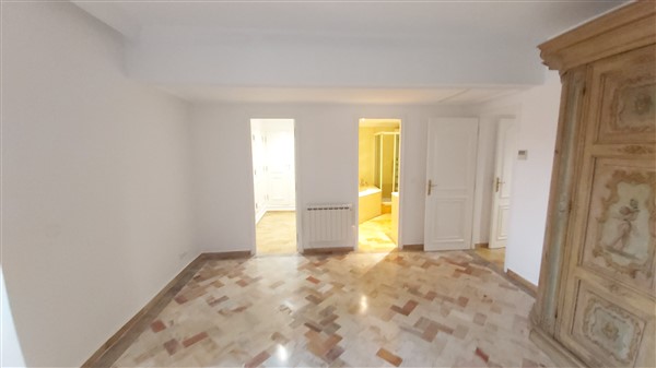 Appartement à Vendre Hivernage Marrakech – 3 Chambres 270m², Traversant, Ascenseur Privé (AP5058) – photo 16