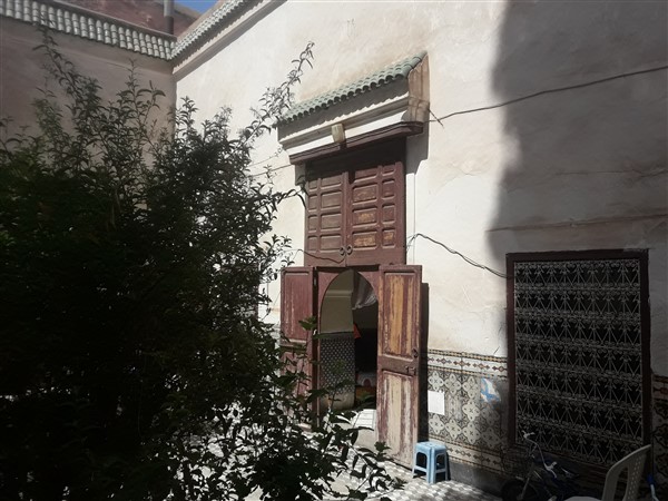 Palais Riad à Rénover Médina Marrakech – 431m², Patio Arboré, 300 Ans (RI725) – photo 4