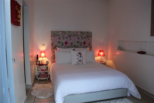 Riad Luxe Contemporain à Vendre Kasbah Marrakech – 6 Chambres, Piscine, Vue Parc (RY10) – photo 14