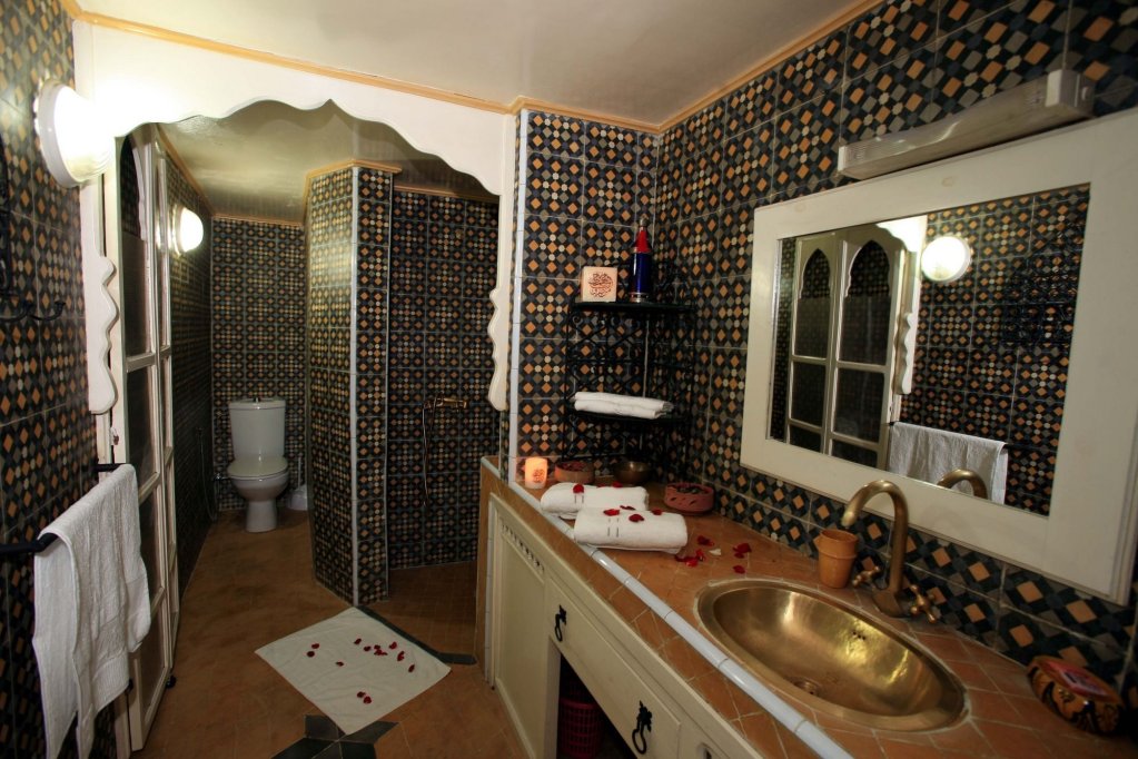 Riad Maison d'Hôte à Vendre Djemaa El Fna Médina Marrakech – 9 Chambres, Vue Koutoubia (RY16) – photo 22