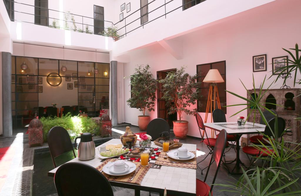 Riad Luxe Maison d'Hôtes à Vendre Dar El Bacha Marrakech – 6 Suites, Bildi Chic (RY17) – photo 2