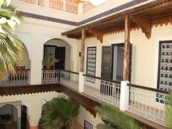 Riad Boutique Hôtel à Vendre Souks Médina Marrakech – 12 Chambres, Piscine Terrasse (RY2) – photo 4