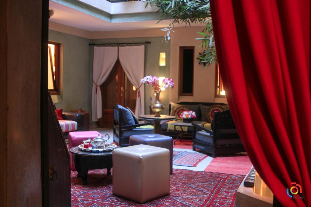 Riad Boutique Hôtel à Vendre Djemaa El Fna Médina Marrakech – 14 Chambres, 500m² (RY21) – photo 39