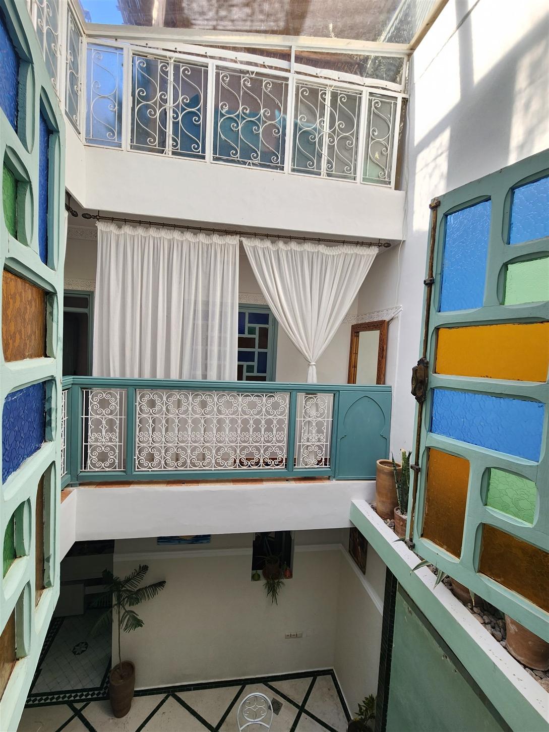 Riad à Vendre Kasbah Marrakech – 5 Chambres, 200m² Couverts, Terrasse 360° (RY30) – photo 11