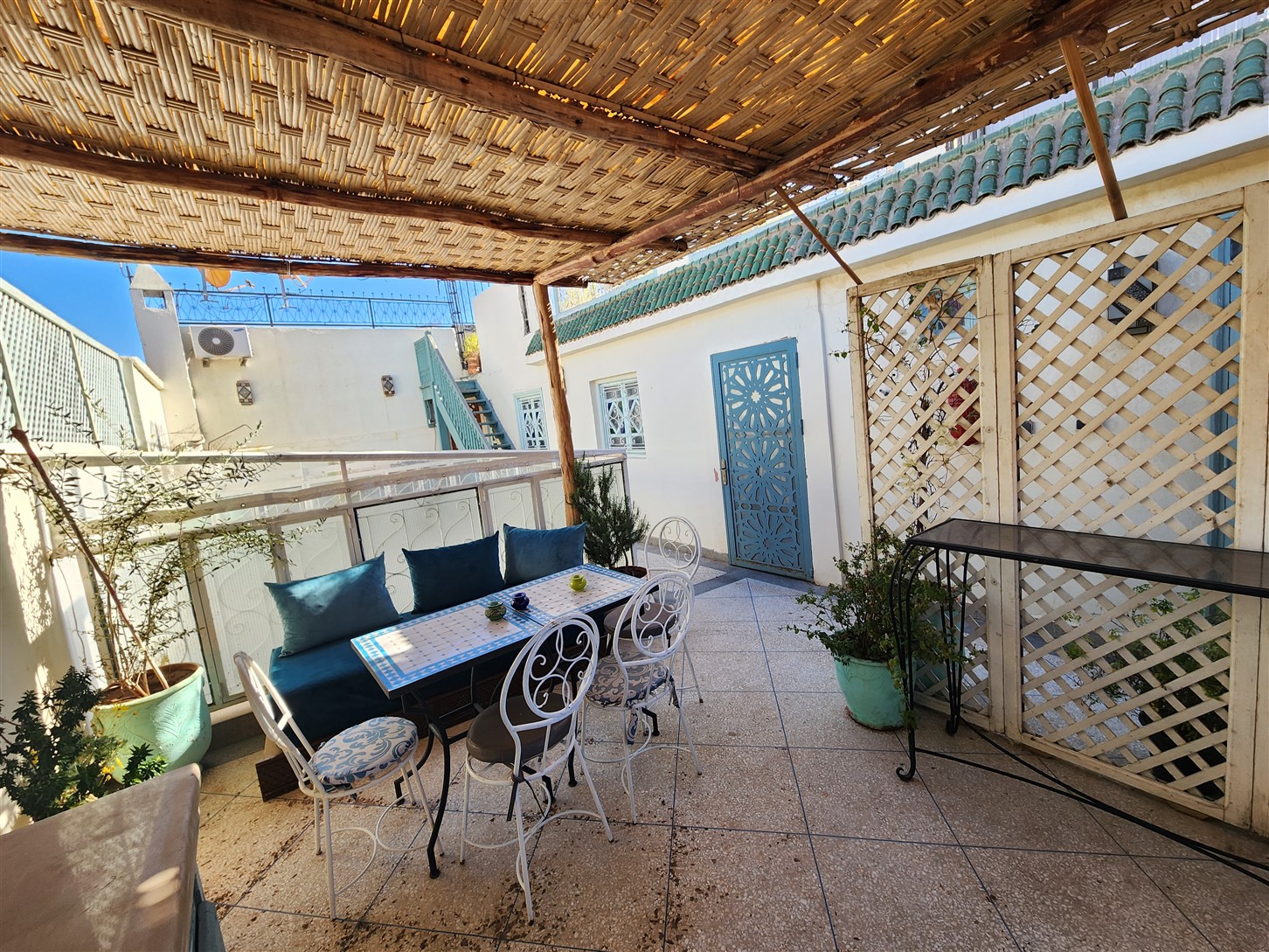 Riad à Vendre Kasbah Marrakech – 5 Chambres, 200m² Couverts, Terrasse 360° (RY30) – photo 6