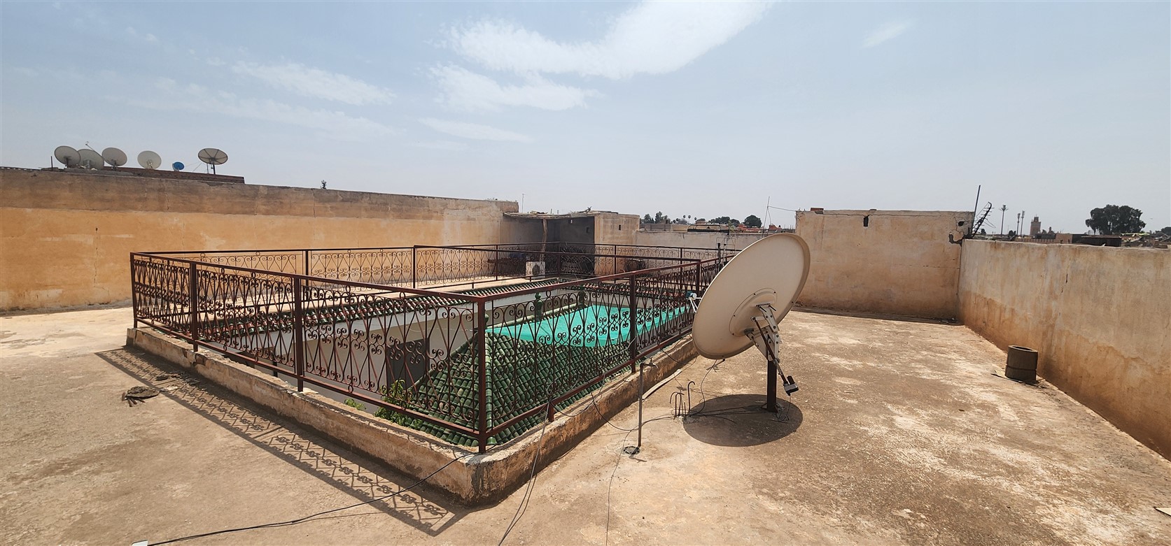 Riad à Rénover à Vendre Mellah Médina Marrakech – 216m², Vue Koutoubia (RY31) – photo 2