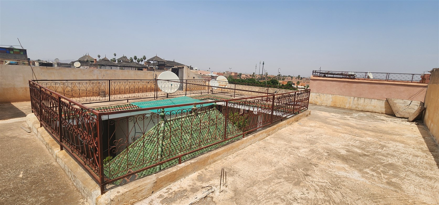 Riad à Rénover à Vendre Mellah Médina Marrakech – 216m², Vue Koutoubia (RY31) – photo 4