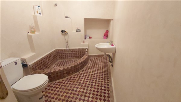 Riad Neuf à Vendre Bab Ksour Marrakech – 8 Chambres, Terrasse Panoramique (RY783) – photo 16
