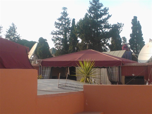 Riad Neuf à Vendre Bab Ksour Marrakech – 8 Chambres, Terrasse Panoramique (RY783) – photo 24
