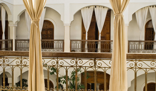 Palais Riad Maison d'Hôte Luxe à Vendre Médina Marrakech – 11 Suites, Piscine & Spa (RY793D) – photo 3