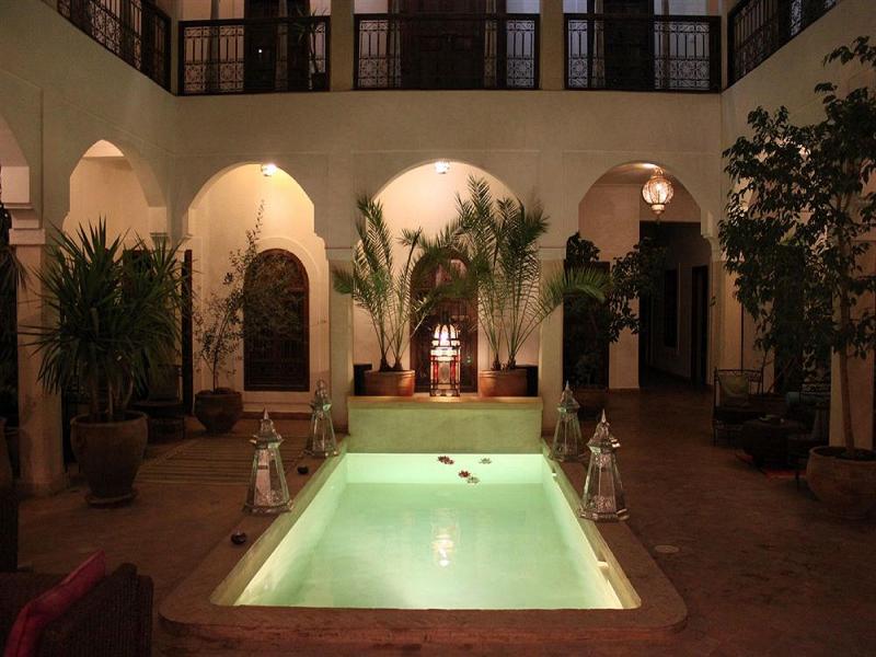 Palais Riad Maison d'Hôte Luxe à Vendre Médina Marrakech – 11 Suites, Piscine & Spa (RY793D) – photo 35