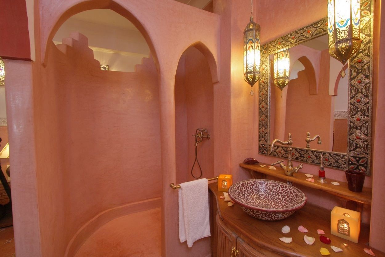 Riad Maison d'Hôtes à Vendre Souks Marrakech – 7 Suites, Bassin, Proche Djemaa El Fna (RY862) – photo 13