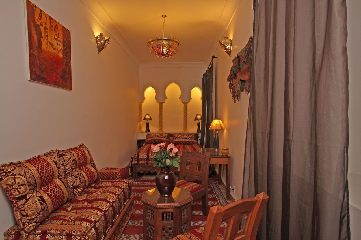 Riad Maison d'Hôtes à Vendre Souks Marrakech – 7 Suites, Bassin, Proche Djemaa El Fna (RY862) – photo 15