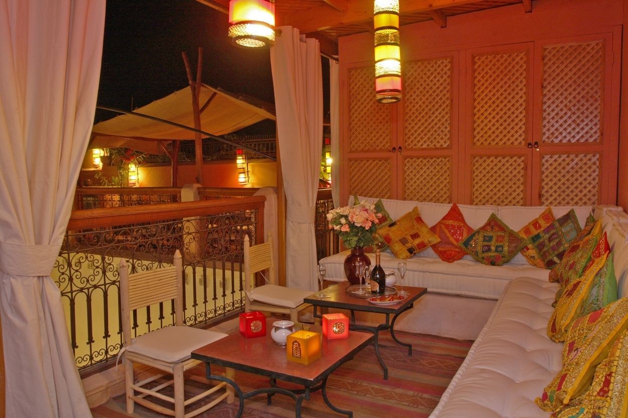 Riad Maison d'Hôtes à Vendre Souks Marrakech – 7 Suites, Bassin, Proche Djemaa El Fna (RY862) – photo 31