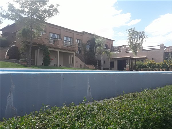 Villa d'Exception à Vendre Lac Lalla Takerkoust Marrakech – 5+3 Chambres, 450m², Vue Lac & Atlas (VAM306) – photo 2