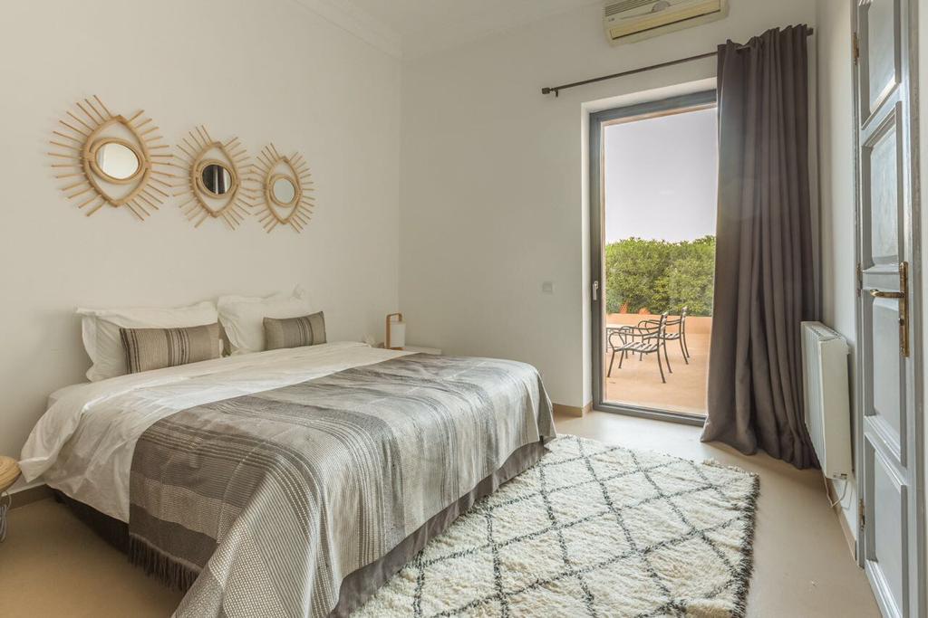 Villa contemporaine plain-pied Route Amizmiz Marrakech – 4 suites, parc 2ha (VAM310) – photo 21