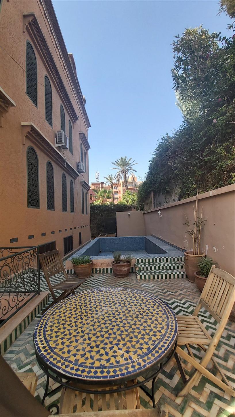 Villa Palais à Vendre Semlalia Marrakech – 6+3 Chambres 550m², Terrain 600m², Piscine (VEV10) – photo 4
