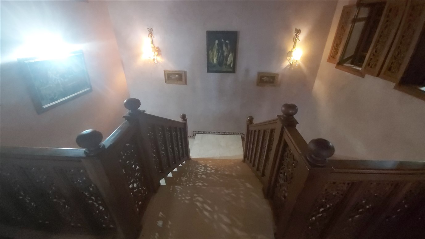 Villa de maître Agdal Marrakech – 800m², 4 suites, terrain 2200m², piscine (VEV12) – photo 19