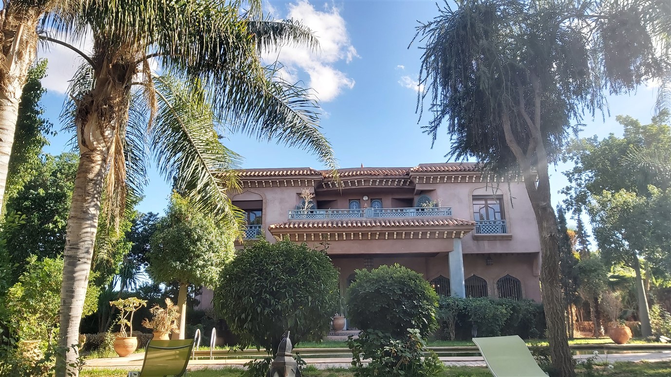 Villa de maître Agdal Marrakech – 800m², 4 suites, terrain 2200m², piscine (VEV12) – photo 2