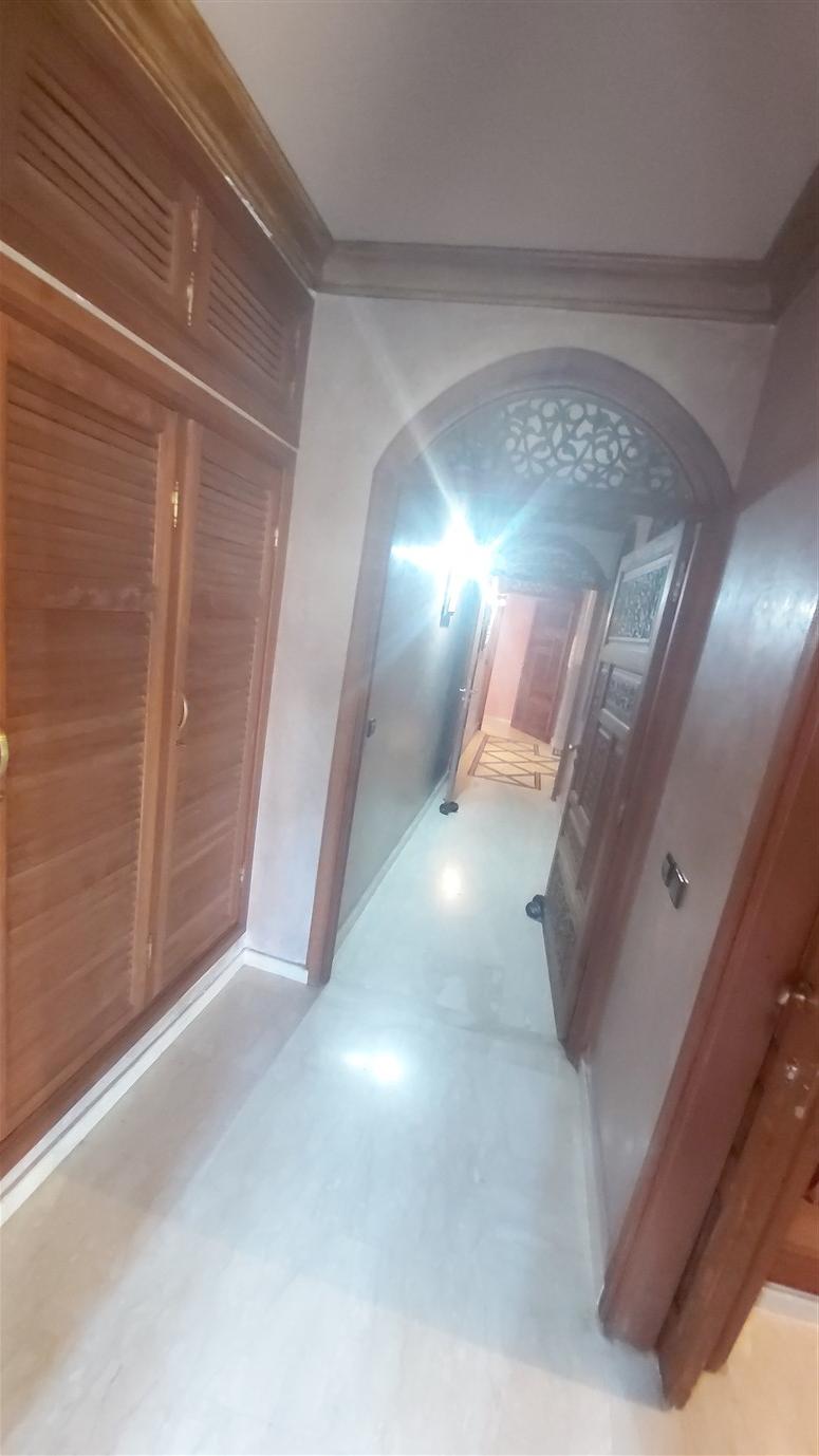 Villa de maître Agdal Marrakech – 800m², 4 suites, terrain 2200m², piscine (VEV12) – photo 30
