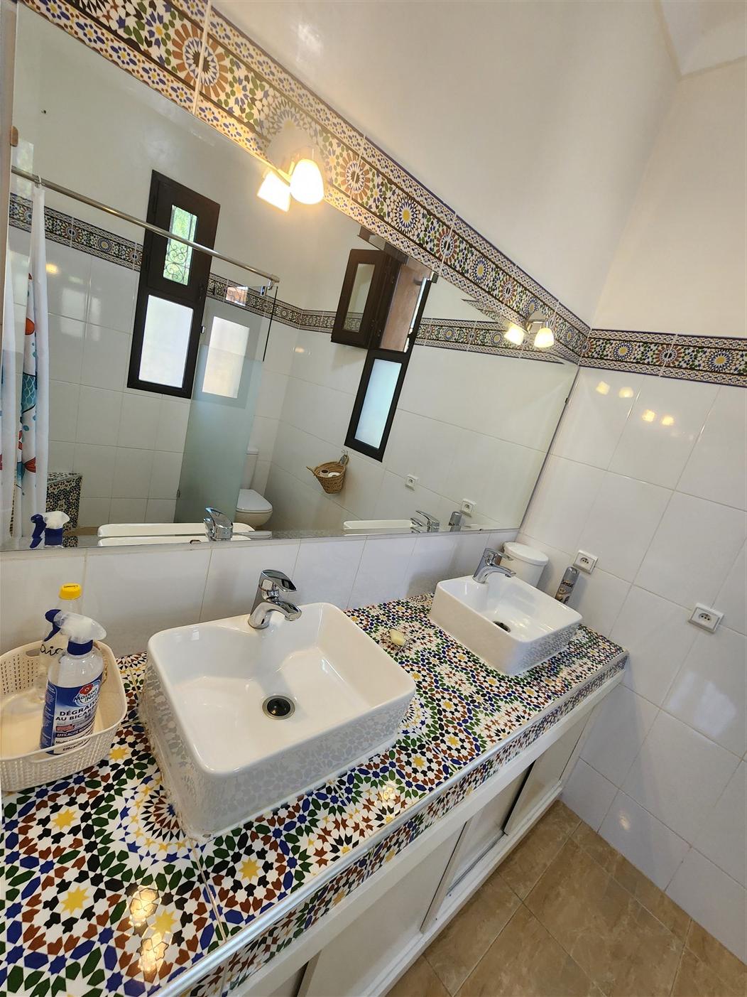 Villa à Vendre Route de Targa Marrakech – 4 Chambres, 226m², Terrain 1700m², Piscine (VEV15) – photo 26