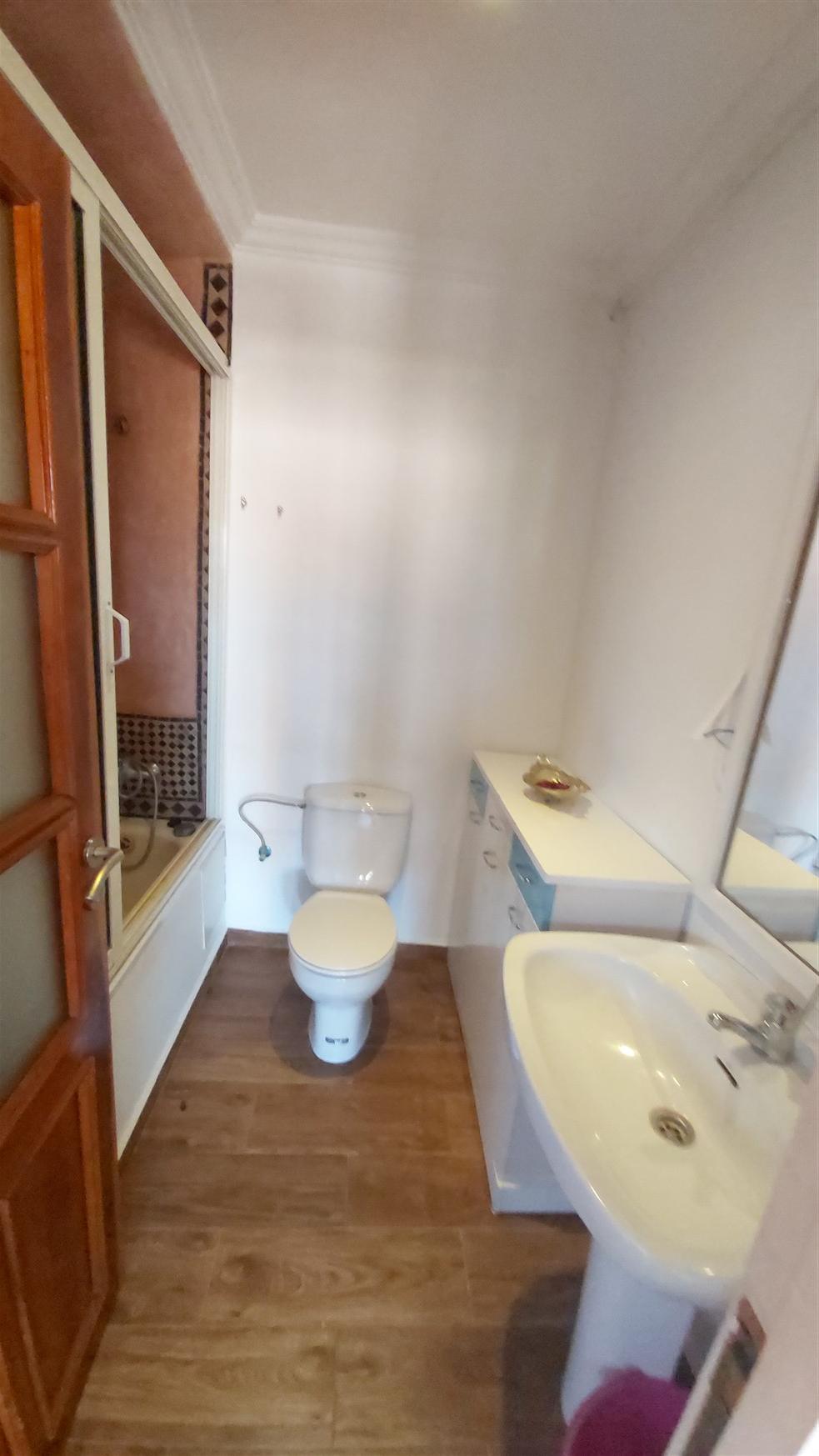 Villa de Luxe à Vendre Targa Marrakech – 7 Chambres, 730m², Piscine, Jardin Luxuriant (VEV9) – photo 32