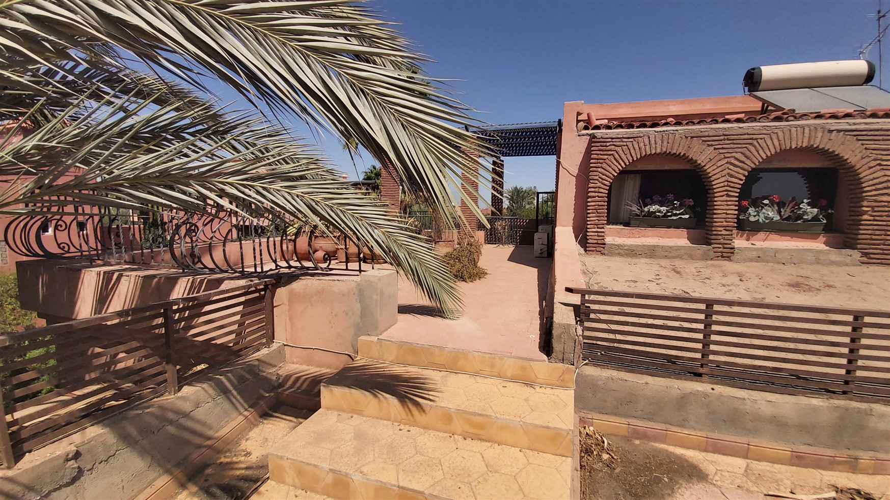 Villa de Luxe à Vendre Targa Marrakech – 7 Chambres, 730m², Piscine, Jardin Luxuriant (VEV9) – photo 36