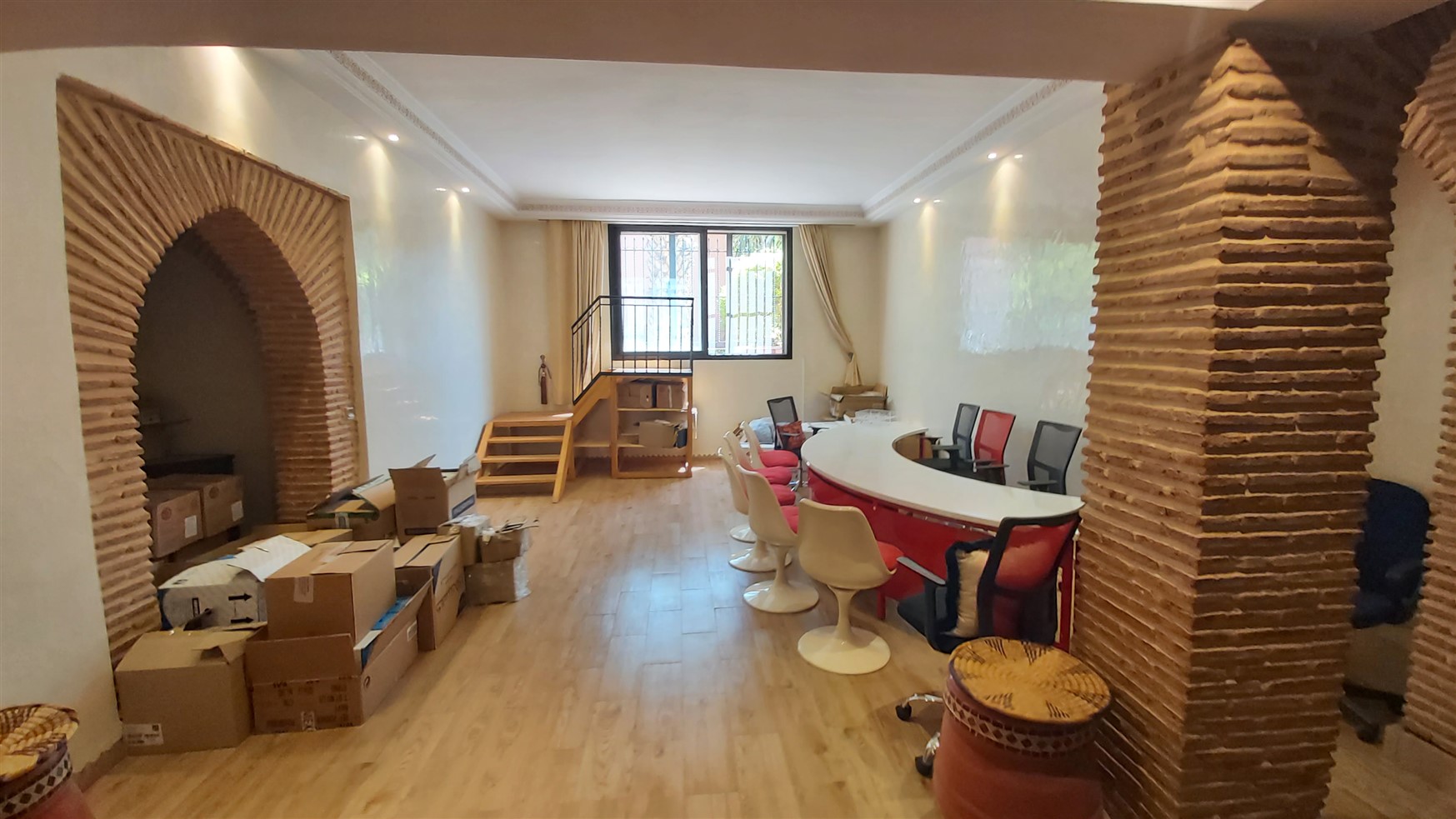 Villa de Luxe à Vendre Targa Marrakech – 7 Chambres, 730m², Piscine, Jardin Luxuriant (VEV9) – photo 37