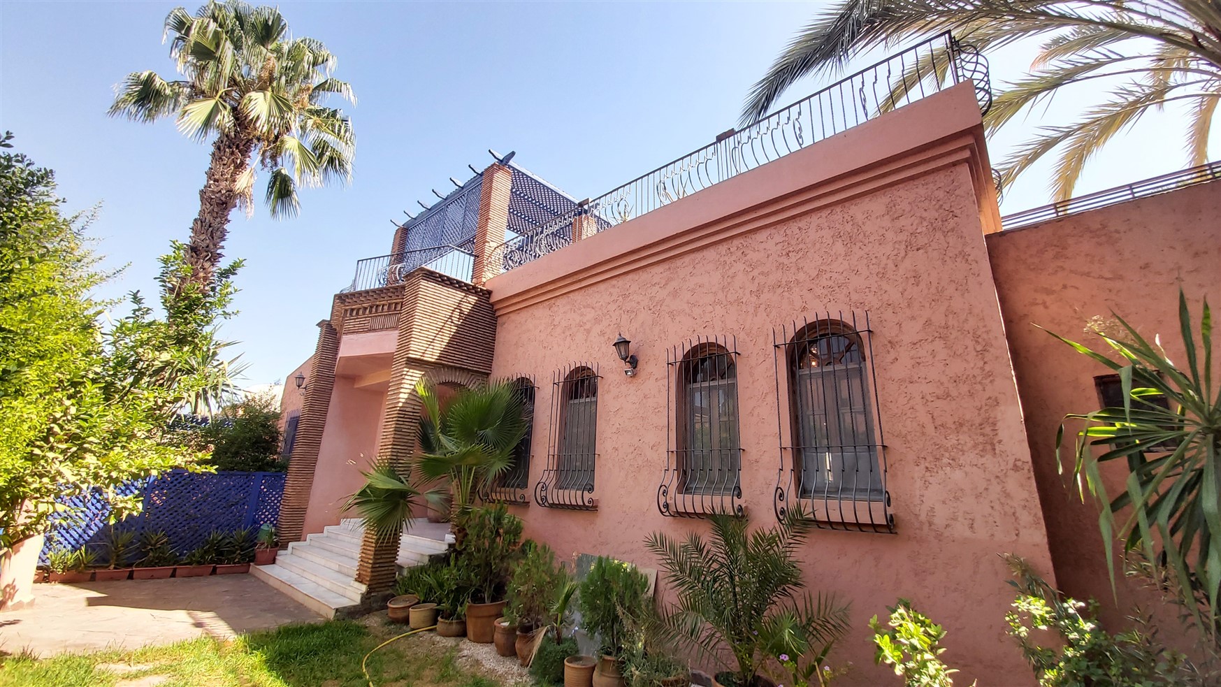 Villa de Luxe à Vendre Targa Marrakech – 7 Chambres, 730m², Piscine, Jardin Luxuriant (VEV9) – photo 42