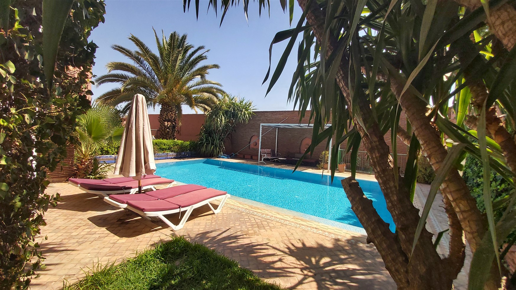Villa de Luxe à Vendre Targa Marrakech – 7 Chambres, 730m², Piscine, Jardin Luxuriant (VEV9) – photo 9