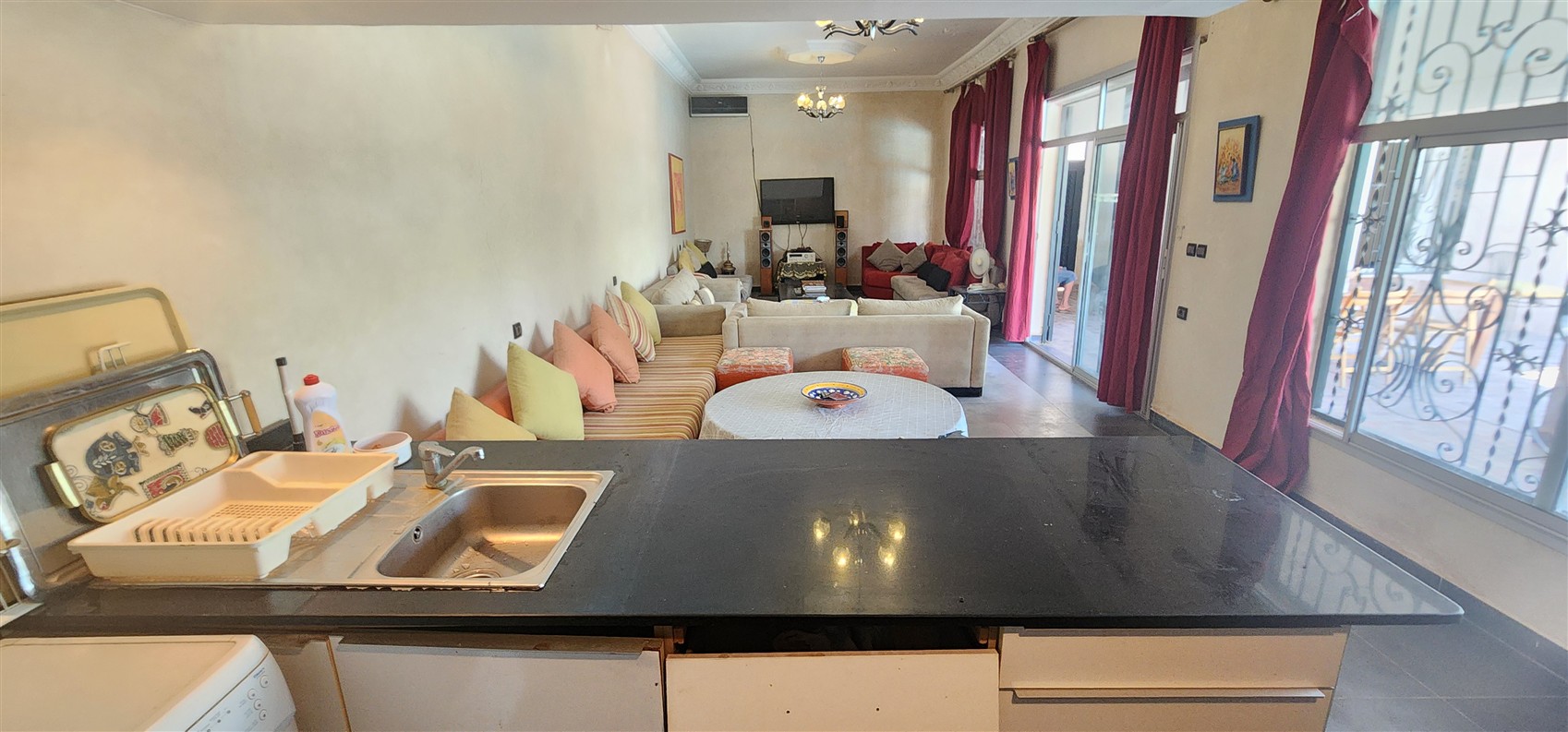 Villa à Vendre Route de Fès Marrakech – Plain-Pied 7 Chambres, Terrain 1 Ha, Piscine (VFE10) – photo 10