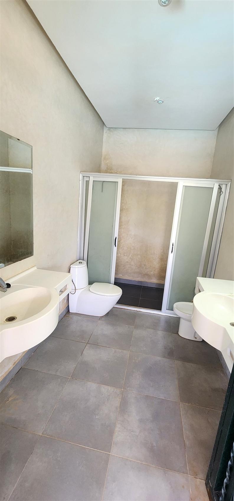 Villa à Vendre Route de Fès Marrakech – Plain-Pied 7 Chambres, Terrain 1 Ha, Piscine (VFE10) – photo 13