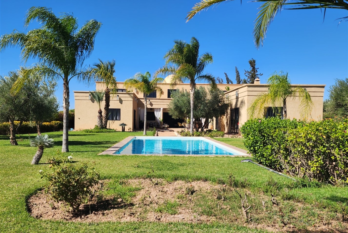 Villa haut standing Route de Fès Marrakech – 800m², 5+3 suites, piscine (VFE309B) – photo 1