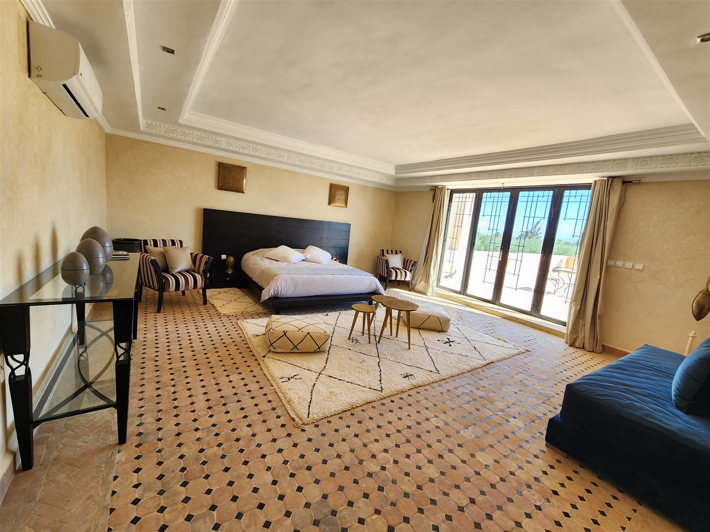 Villa haut standing Route de Fès Marrakech – 800m², 5+3 suites, piscine (VFE309B) – photo 25