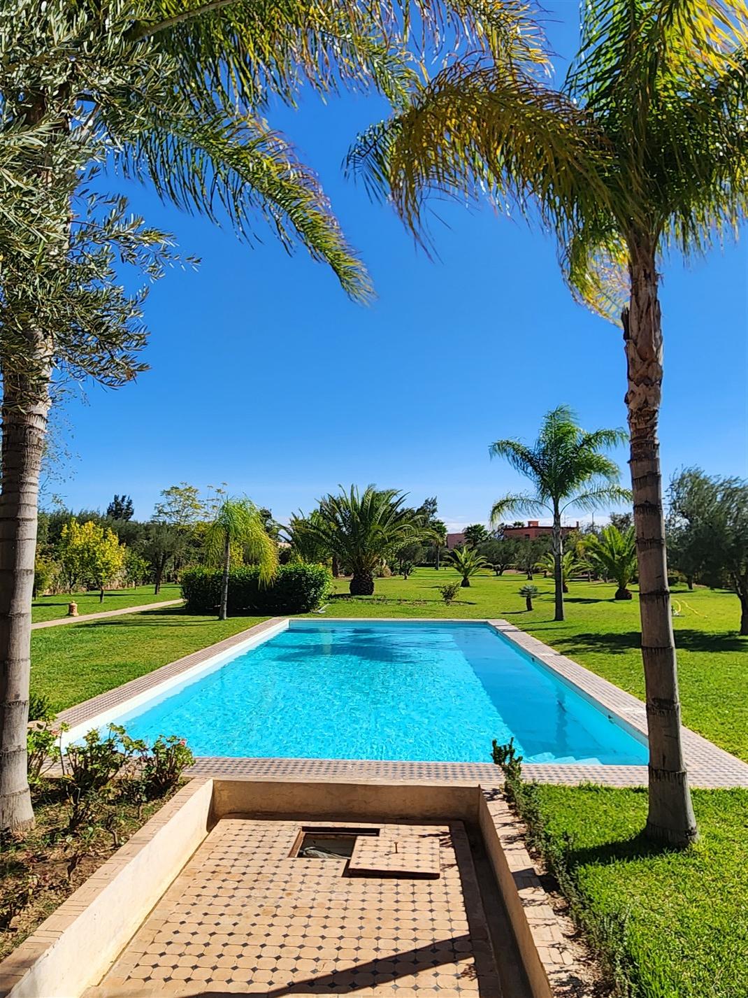 Villa haut standing Route de Fès Marrakech – 800m², 5+3 suites, piscine (VFE309B) – photo 6