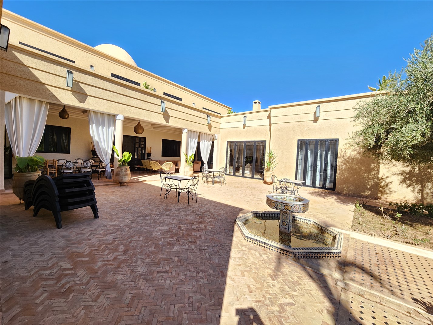 Villa haut standing Route de Fès Marrakech – 800m², 5+3 suites, piscine (VFE309B) – photo 7