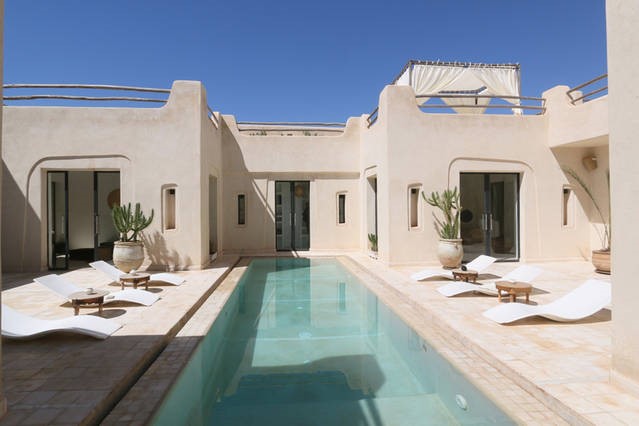 Villa Hacienda à Vendre Route de Fès Marrakech – 3 Chambres, 350m², Piscine, VNA (VFE310B) – photo 2
