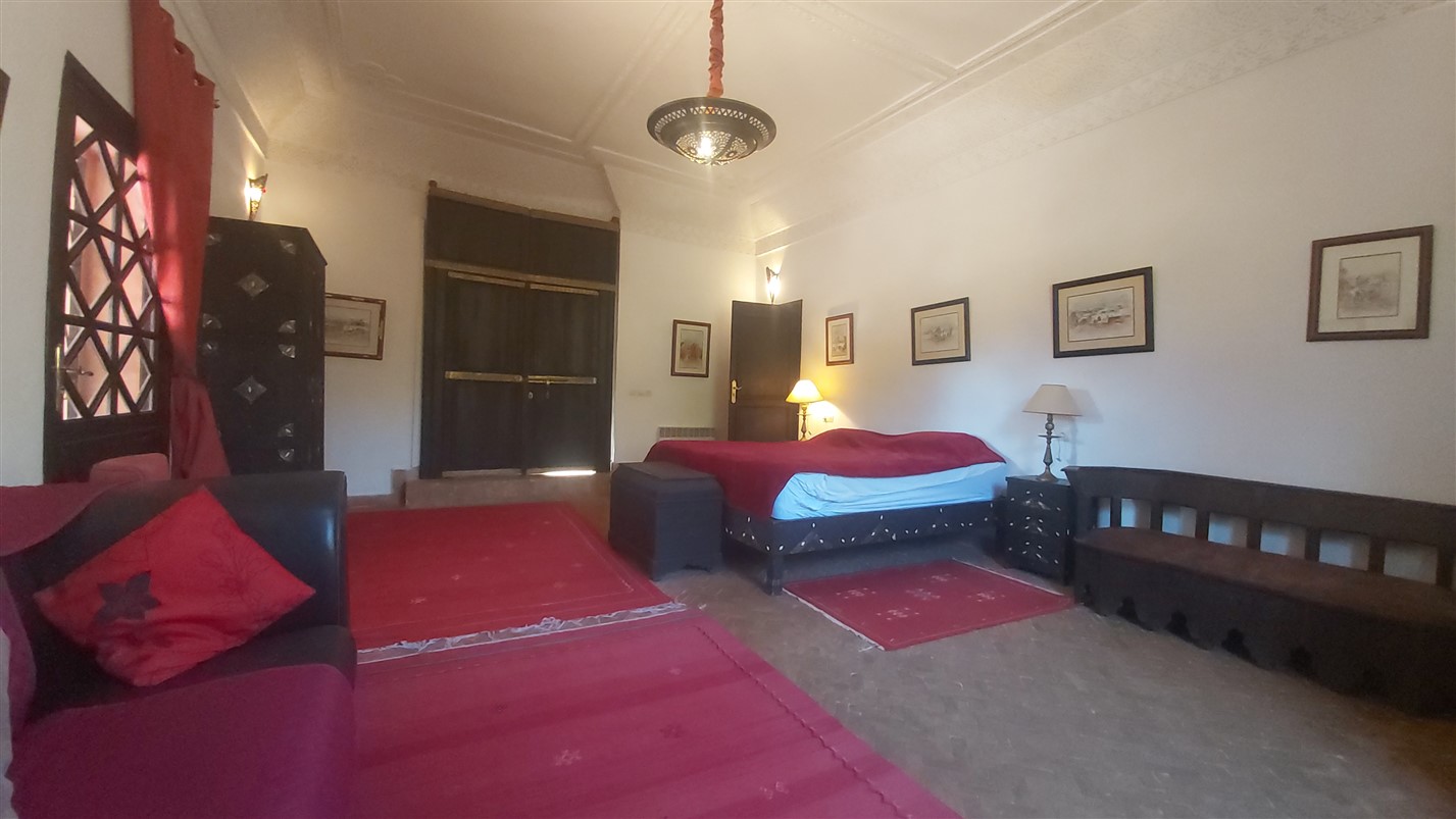 Palais Villa à Vendre Route de Fès Marrakech – 6 Chambres, 500m², Terrain 1 Ha, Piscine (VFE5) – photo 24